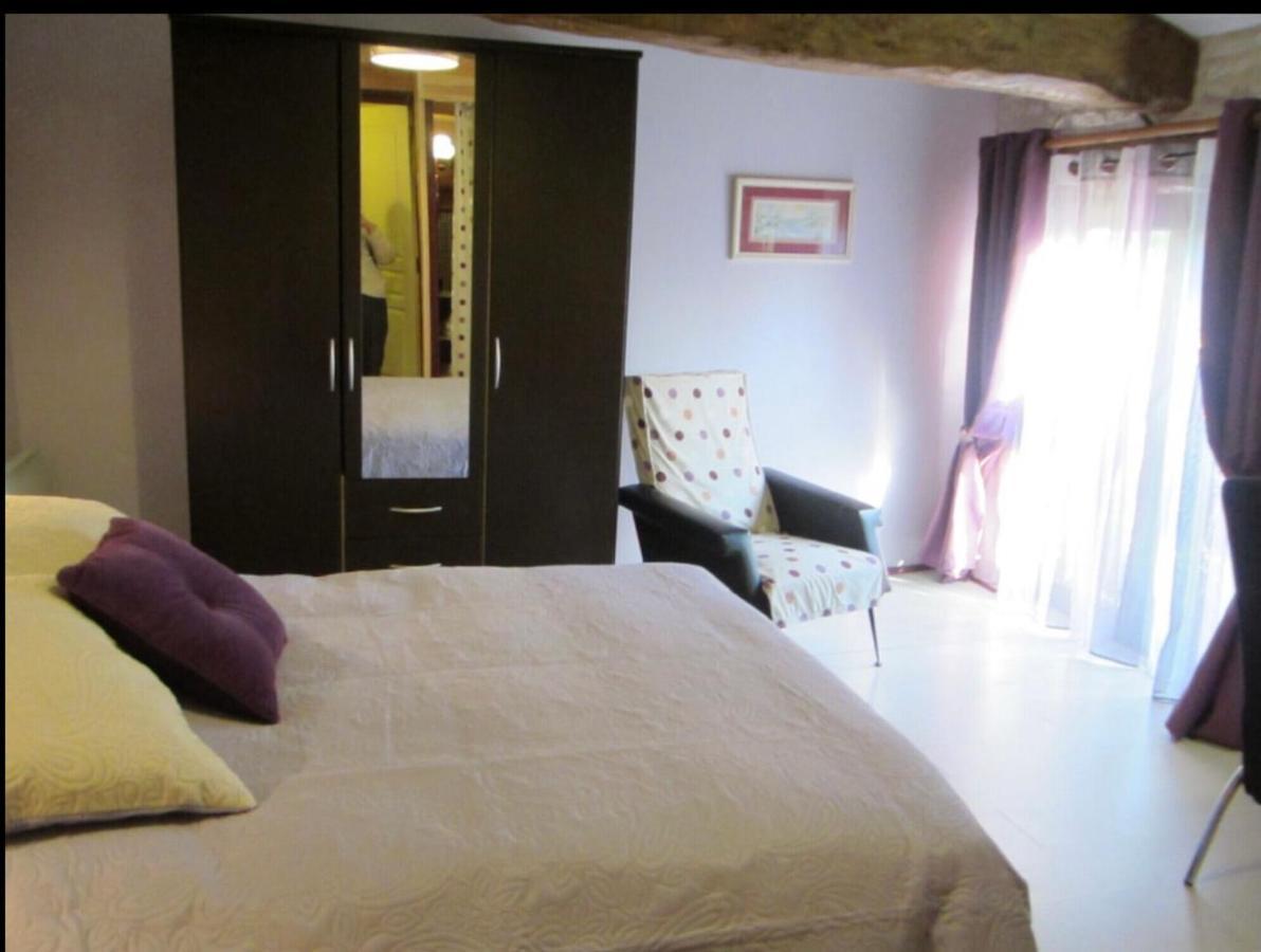 Chambres, Table D'Hotes Et Gites Les Mesanges Saint-Jean-de-Sauves Zewnętrze zdjęcie